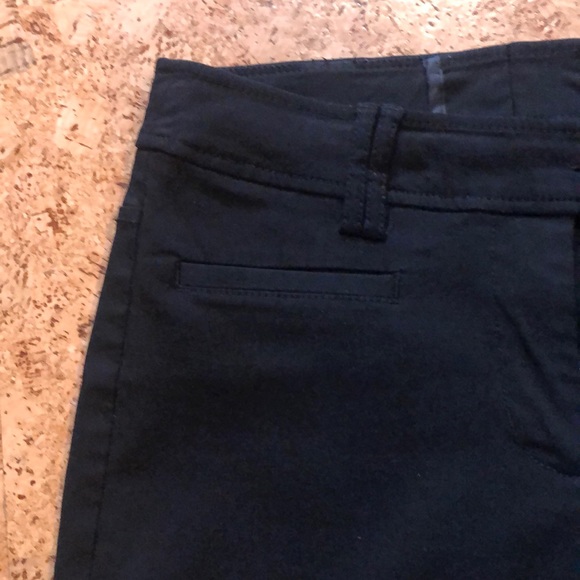 H&M black Capri pants - Picture 5 of 7
